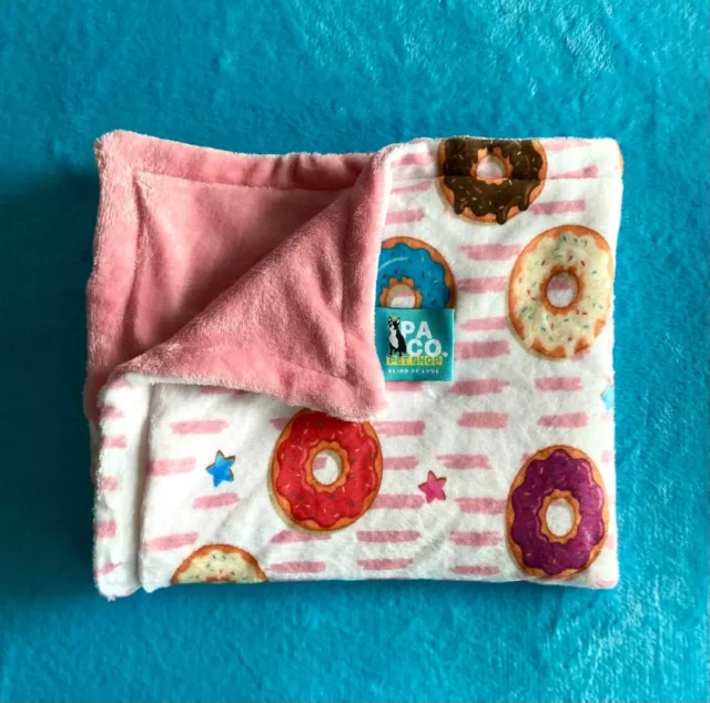 Cobija 
Funfetti Donuts